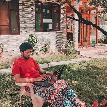 Indian Backpackers Hostel 마날리 외부 사진