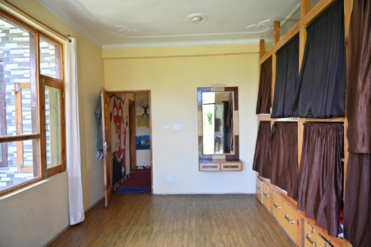 Indian Backpackers Hostel 마날리 외부 사진